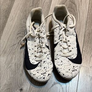 Nike White and Black Textured cleats